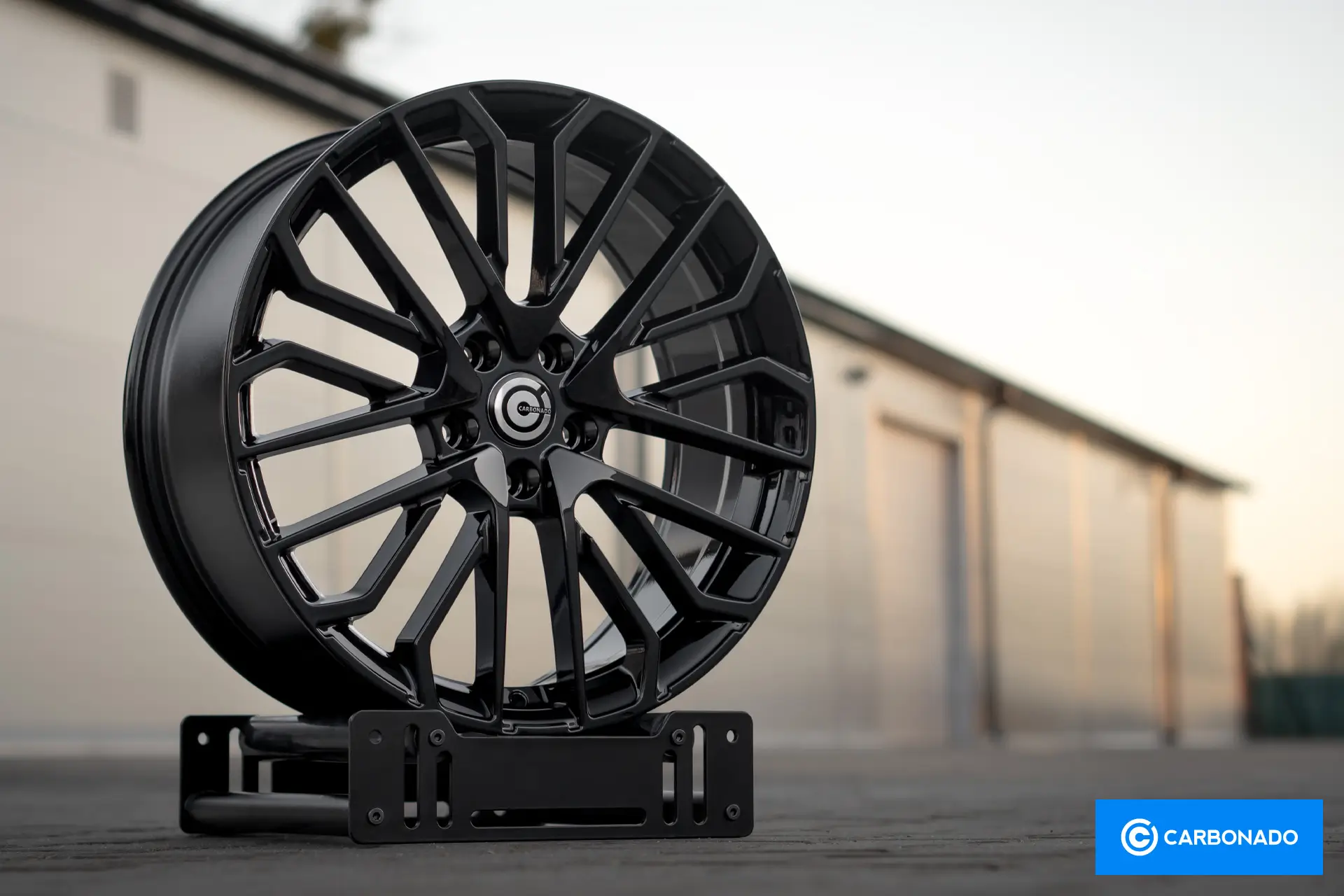 Brilliant: Felgi aluminiowe od Carbonado