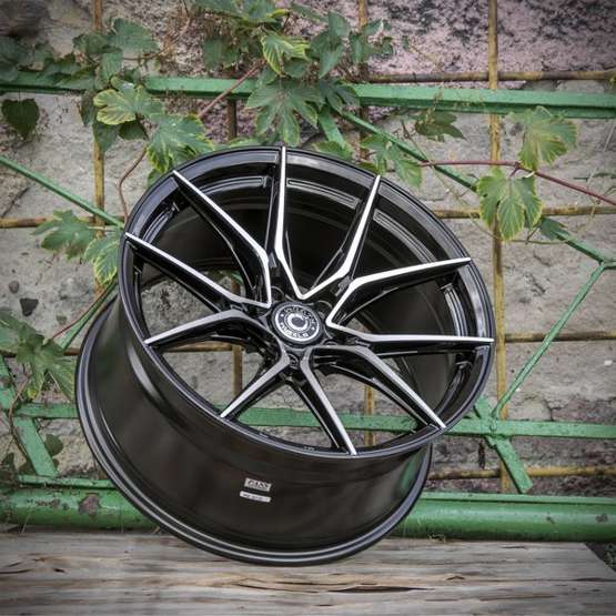 Alloy Wheels 17'' 5x100 Wrath WFX BP