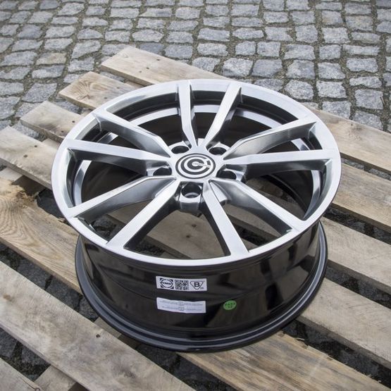 Alloy Wheels 17'' 5x112 Carbonado Voltage DHB