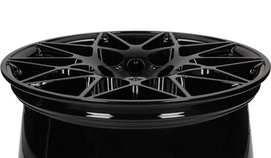 Alloy Wheels 18'' 5x120 Carbonado Crazy BG