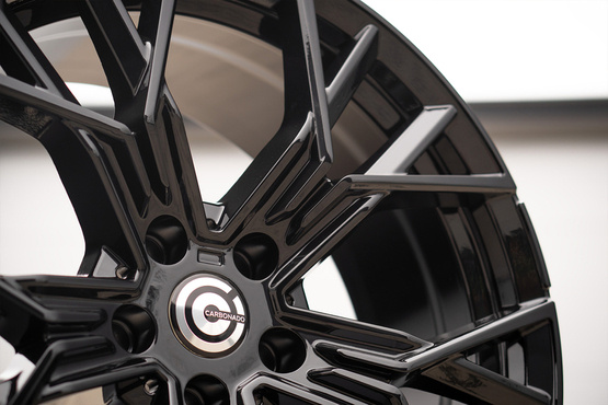 Alloy Wheels 19" 5x112 Carbonado Fast BG