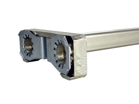 Rollock - Securing nuts in a truck 104cc 30-33