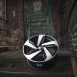 Alloy Wheels 18'' 5x112 Carbonado Arrow BFP