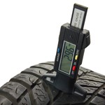 Digital tread depth gauge - Stix