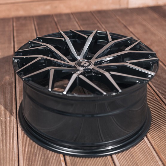 Aluminiumfelgen 17'' 5x114,3 79wheels seventy9 SV-C BFP