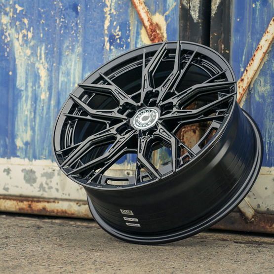 Aluminiumfelgen 18" 5x112 Wrath WF-15 BLK