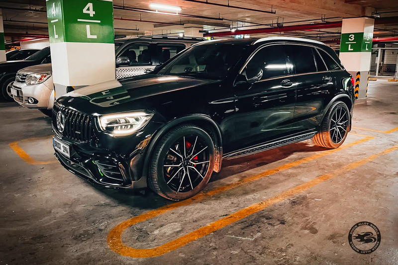 Aluminiumfelgen 18" 5x108 Brock B42 SGVP