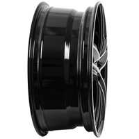 Aluminiumfelgen 17'' 5x114,3 RC-Design RC27 SGVP