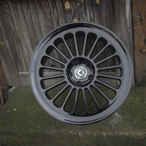 Aluminiumfelgen 18'' 5x112 Wrath WF-8 BLK