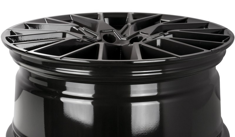 Aluminiumfelgen 18'' 5x120 Carbonado Illusion BG
