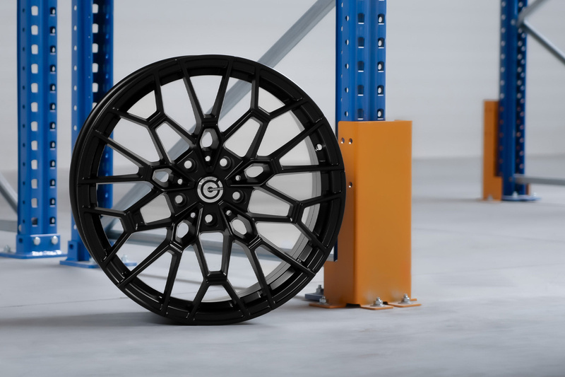 Aluminiumfelgen 18" 5x120 Carbonado Slash DMB