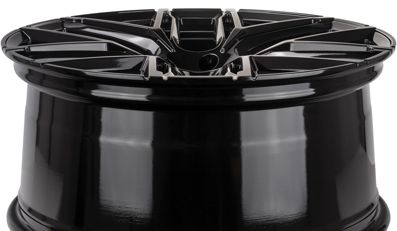 Aluminiumfelgen 20'' 5x112 Carbonado SABER BG