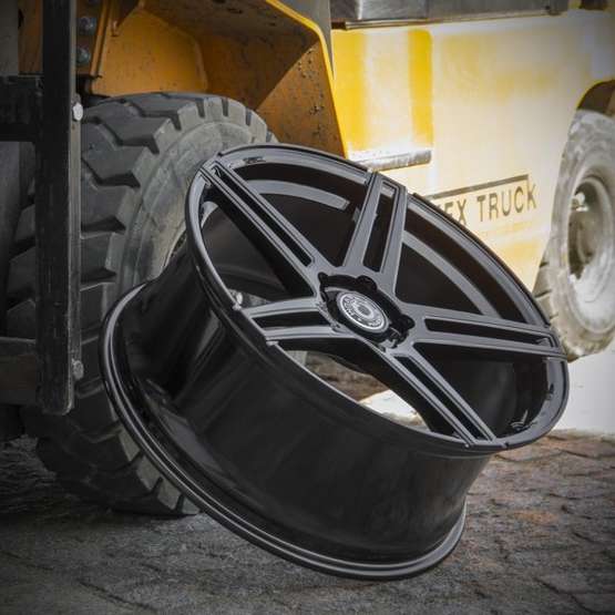 Felgi Aluminiowe 18'' 5x120 Wrath WF-1 BLK